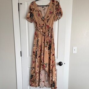 Chic Floral High Low Dress in Tan